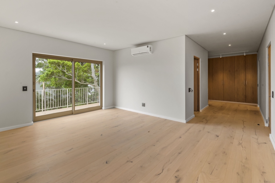 5 Bedroom Property for Sale in Camps Bay Western Cape
